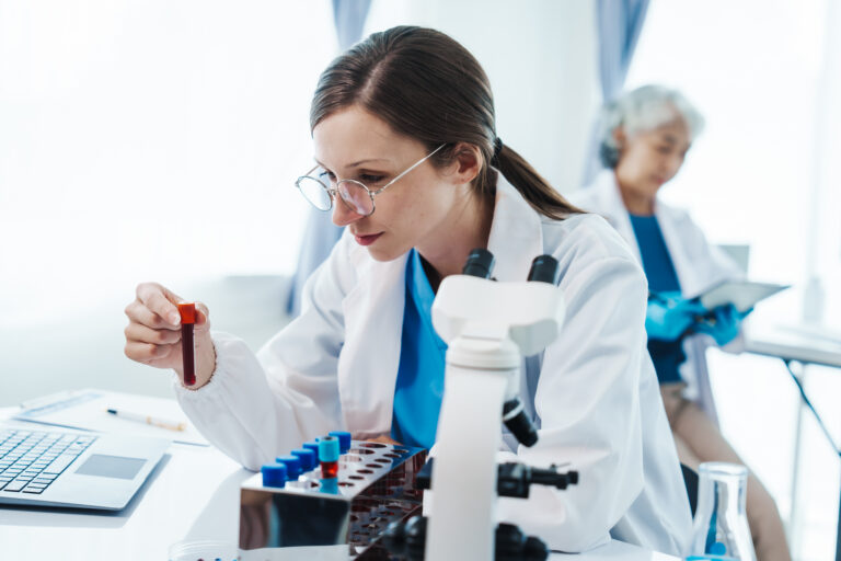 Health care researchers working in life science laboratory, Teaching in labs.